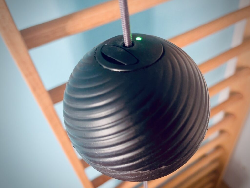 Bownce Boxing Ball Test - Aufbau im Wohnzimmer